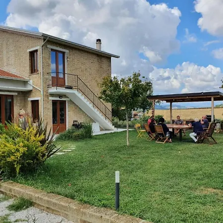 Scholabnb “ Percorso Esperenziale Di Vita Rurale Sostenibile” *
