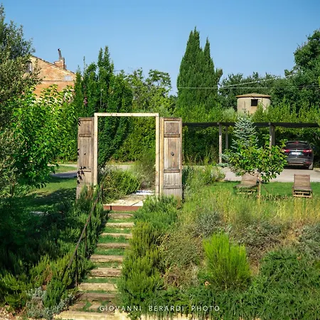 Scholabnb “ Percorso Esperenziale Di Rurale Sostenibile” Frühstückspension *