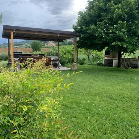 Bed and Breakfast Scholabnb “ Percorso Esperenziale Di Rurale Sostenibile”